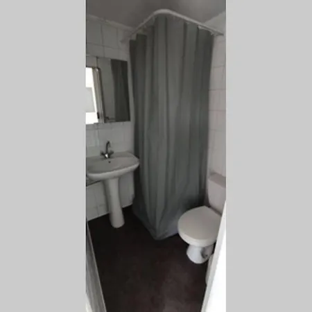 Appartamento Studio avec terrasse à 5 minutes du centre-ville *